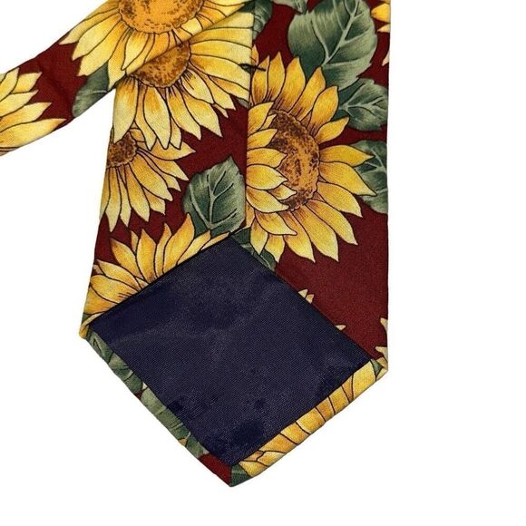 Sunflower vintage neck tie with maroon background. About 55 in long, 4 in wide - Picture 3 of 4